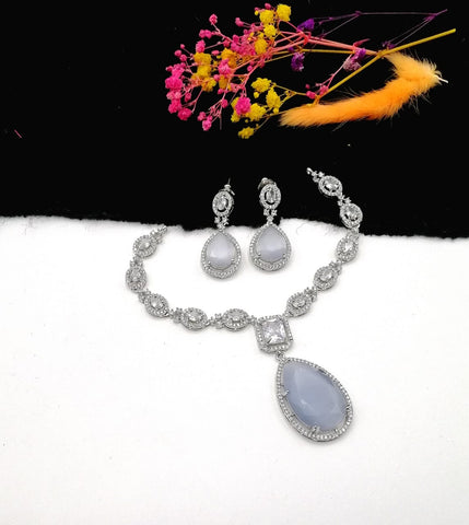 Big stone silver set