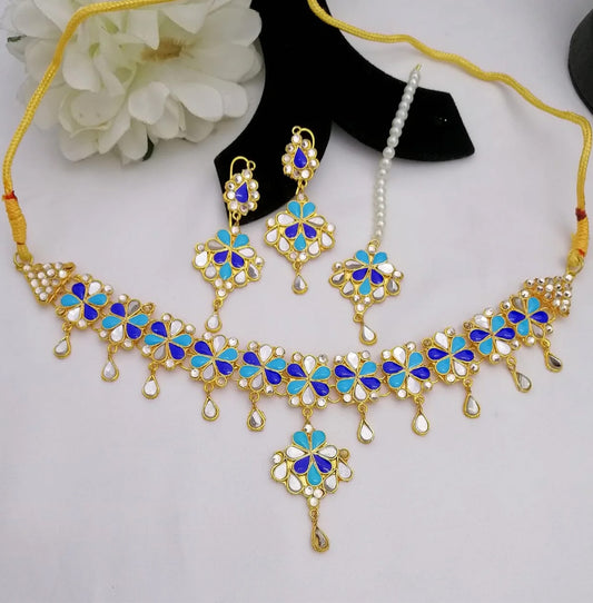 Bahawalpuri Menakari Kundan Choker Set