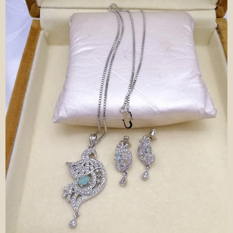 Diamond Cut Pendant Set