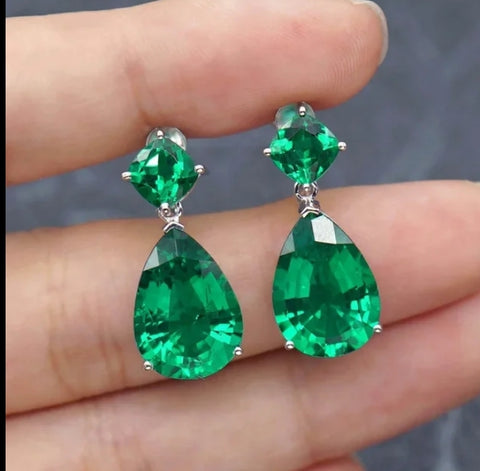 Emerald studs