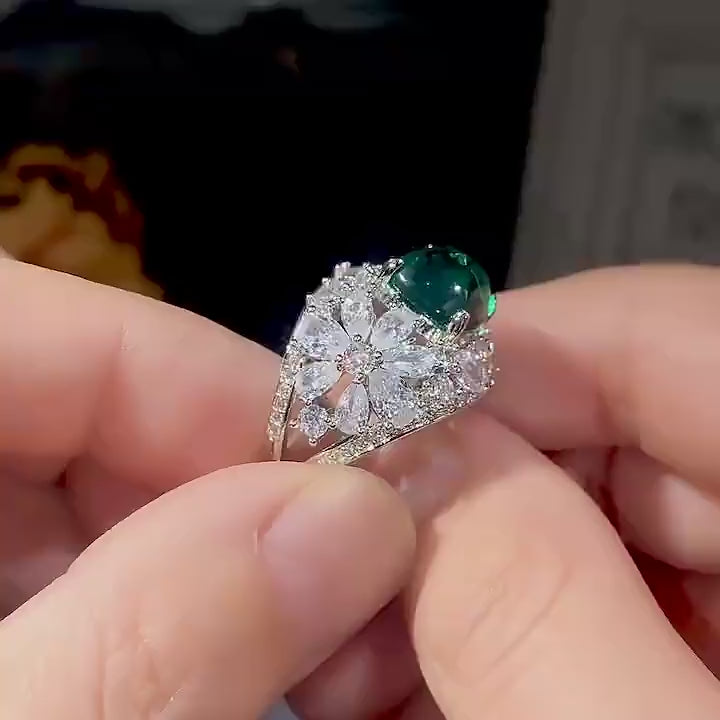 Emerald Flower Ring